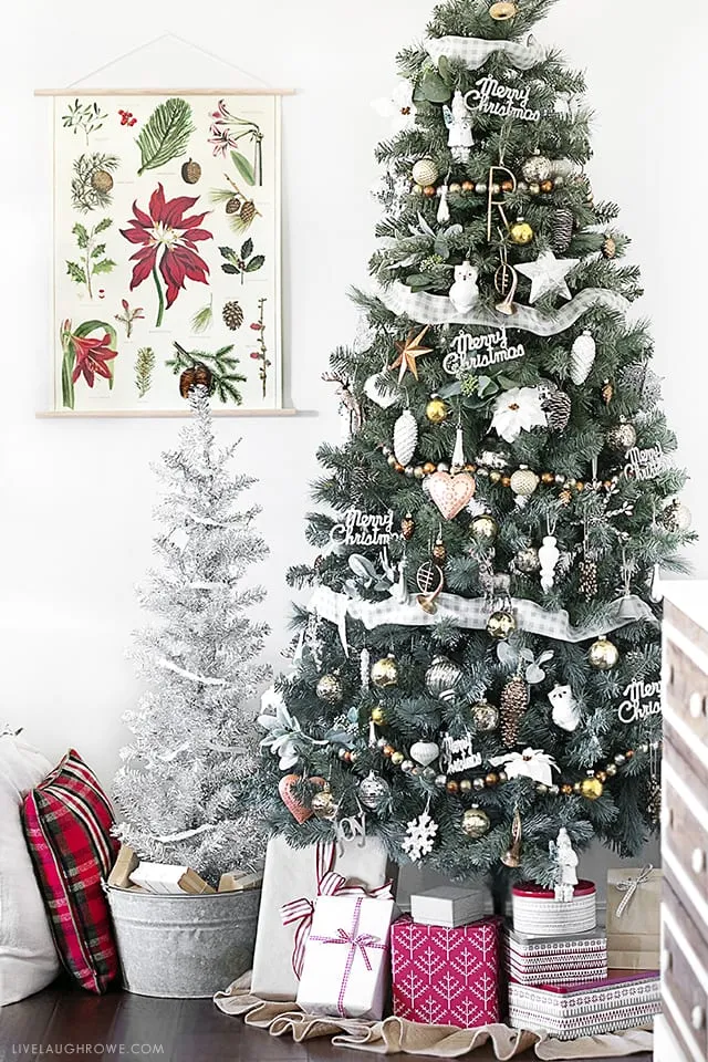 Silver And Gold Christmas Tree Elegant White Christmas Tree With Gold And Silver  Decorations White Silver