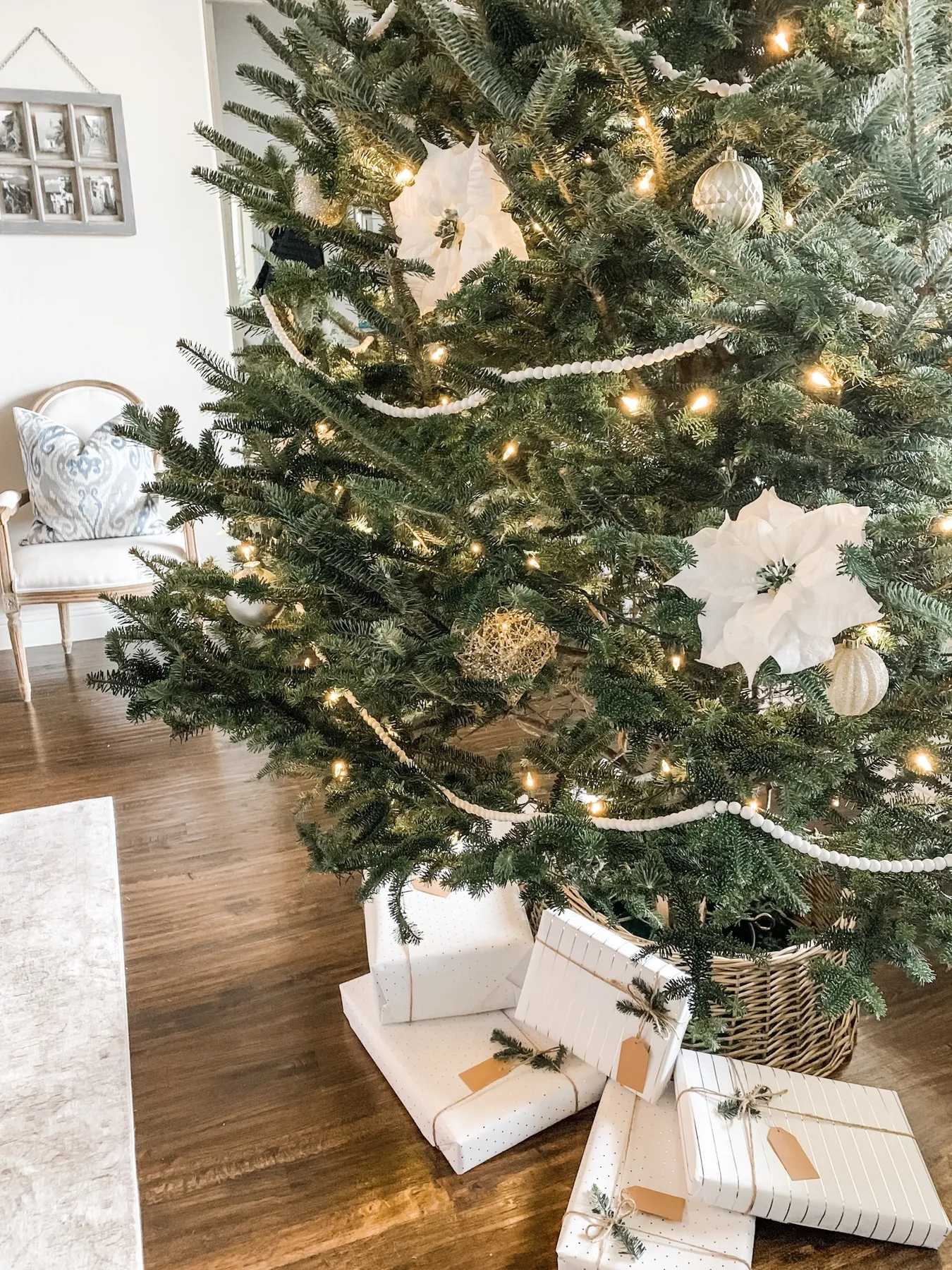 Simple and Neutral Christmas Home Decor - A Poised Perspective