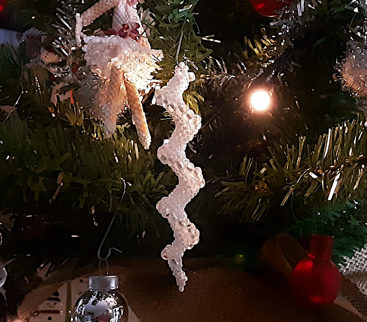 Slinky Icicle - Christmas decoration or earrings- Tutorial