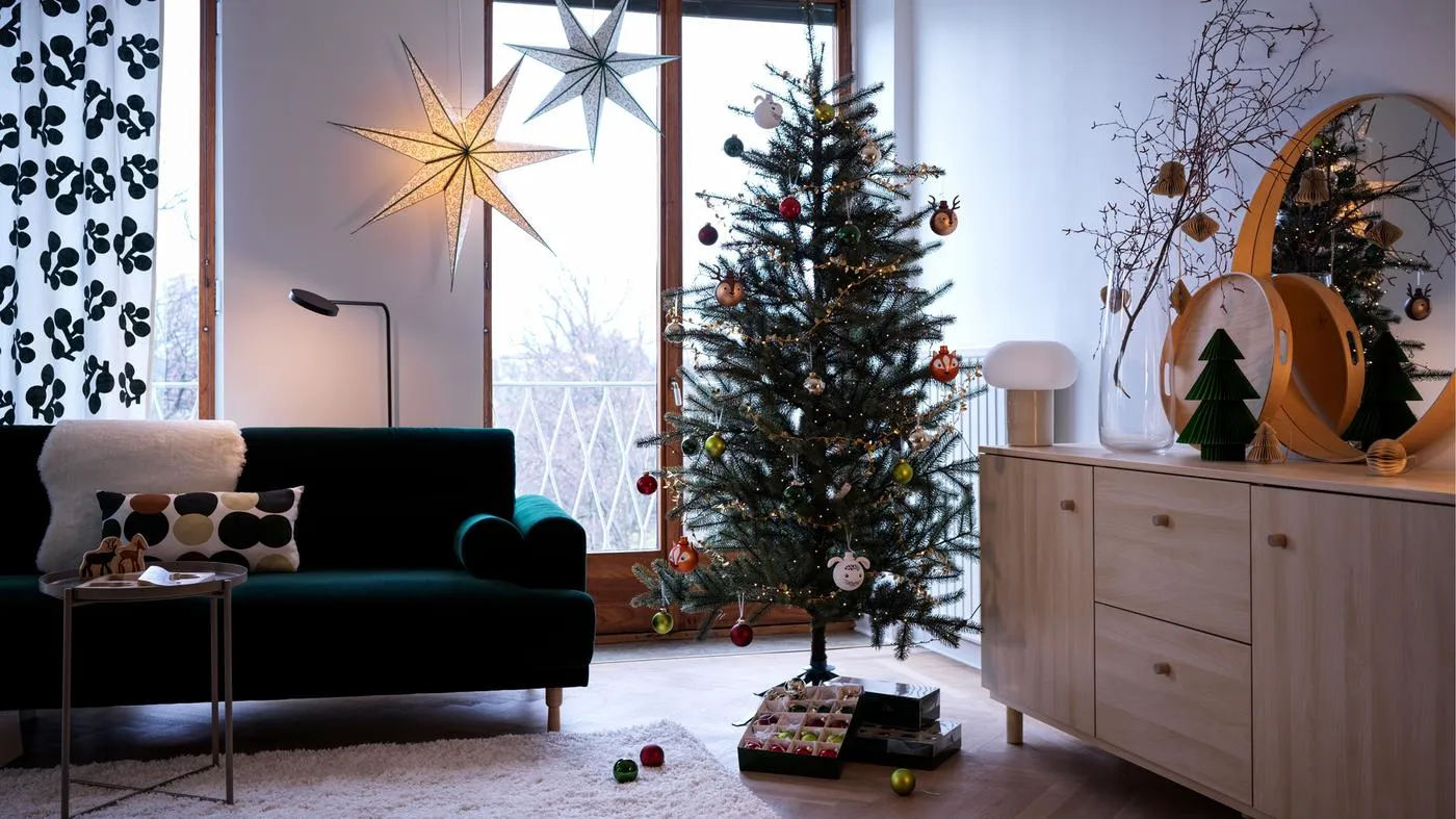 Sparkling holiday decorations for your living room - IKEA