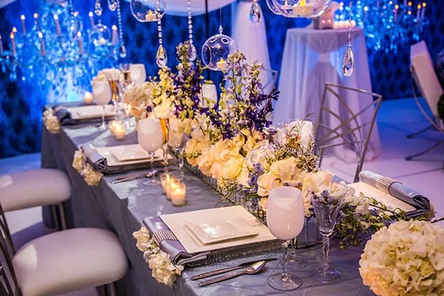 Steal This! Glitz & Glamour at the table
