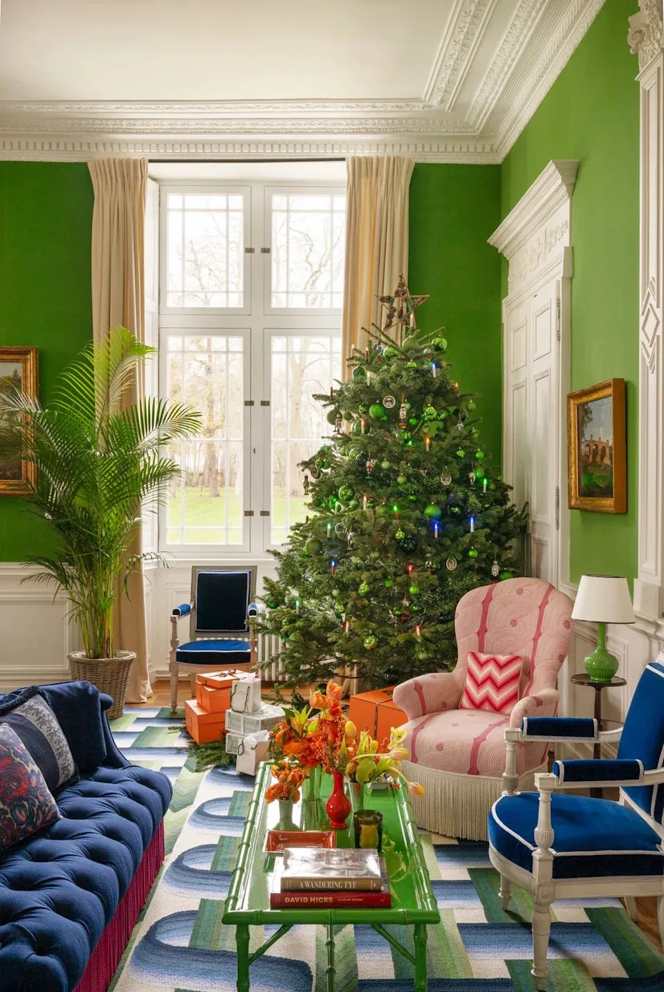 Step Inside the Holiday Homes We Return to Year After Year for Decorating Ideas