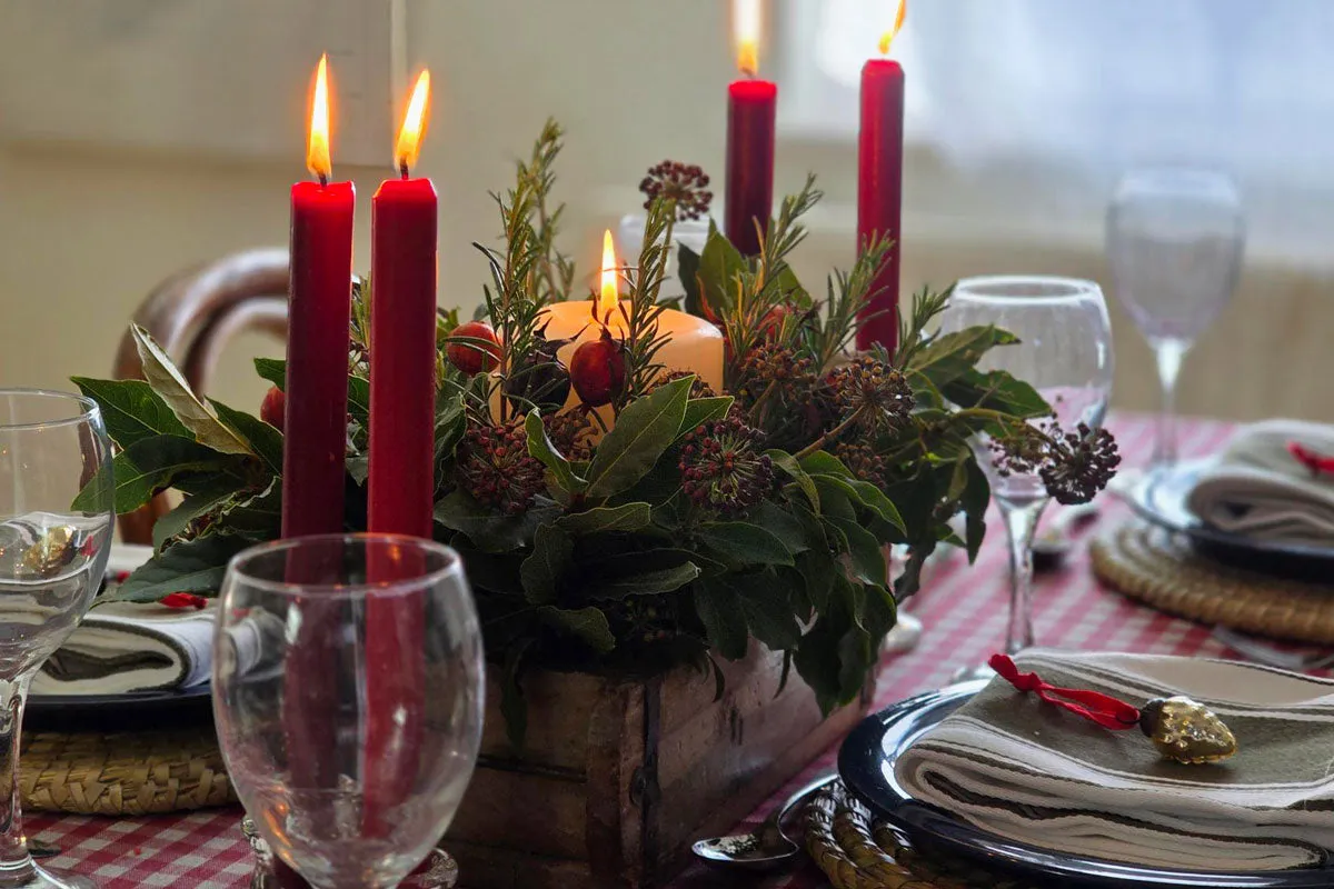 Styling The Christmas Table - Christmas tablecloth - Table centrepiece –  Bowley & Jackson