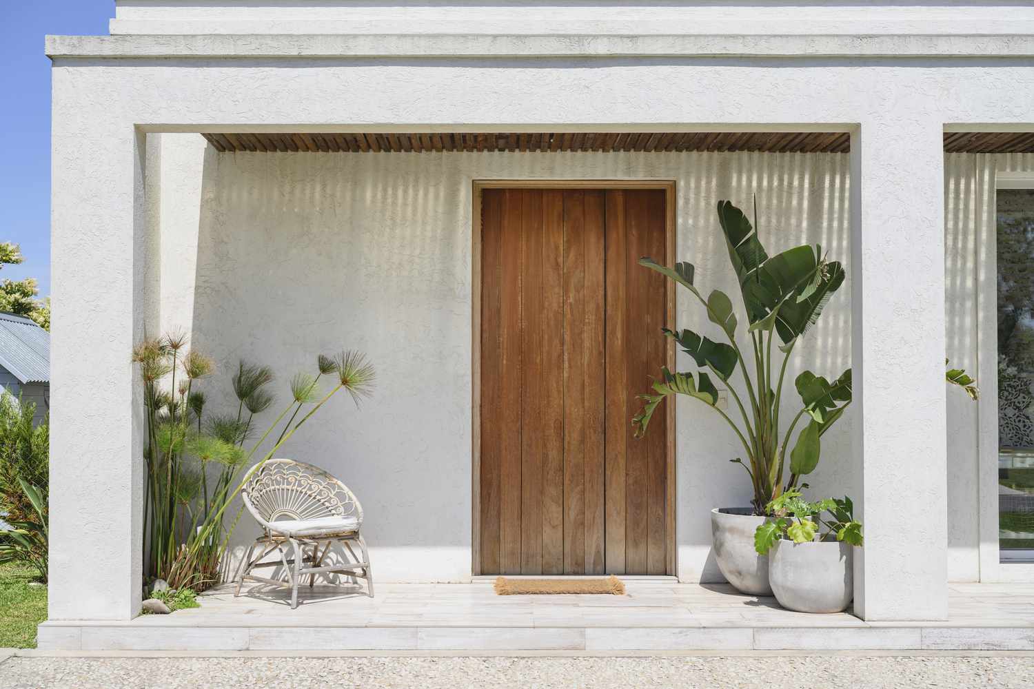 The 12 Best Front Door Plants for Good Feng Shui
