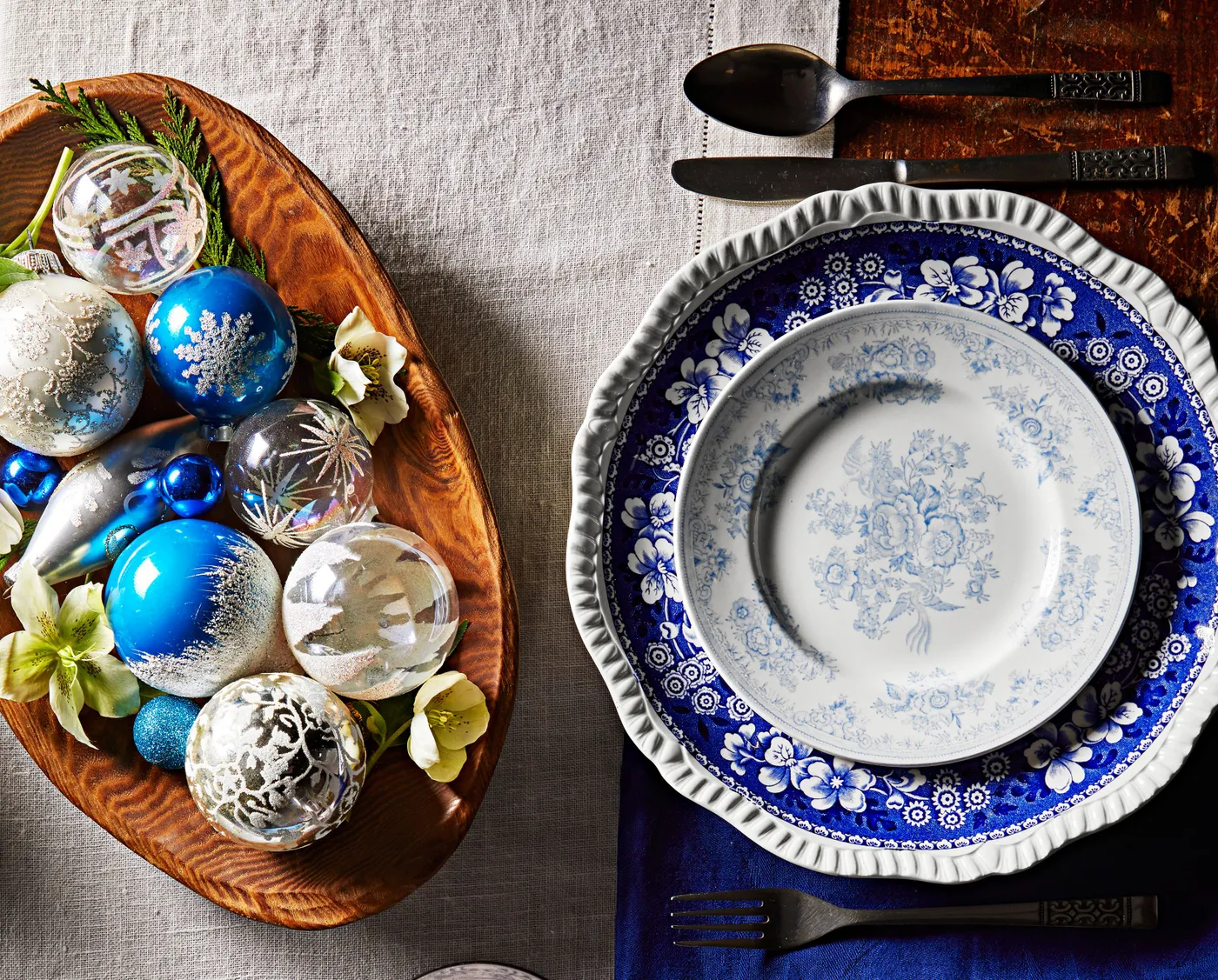 The 9 Most Iconic Vintage Christmas Plates