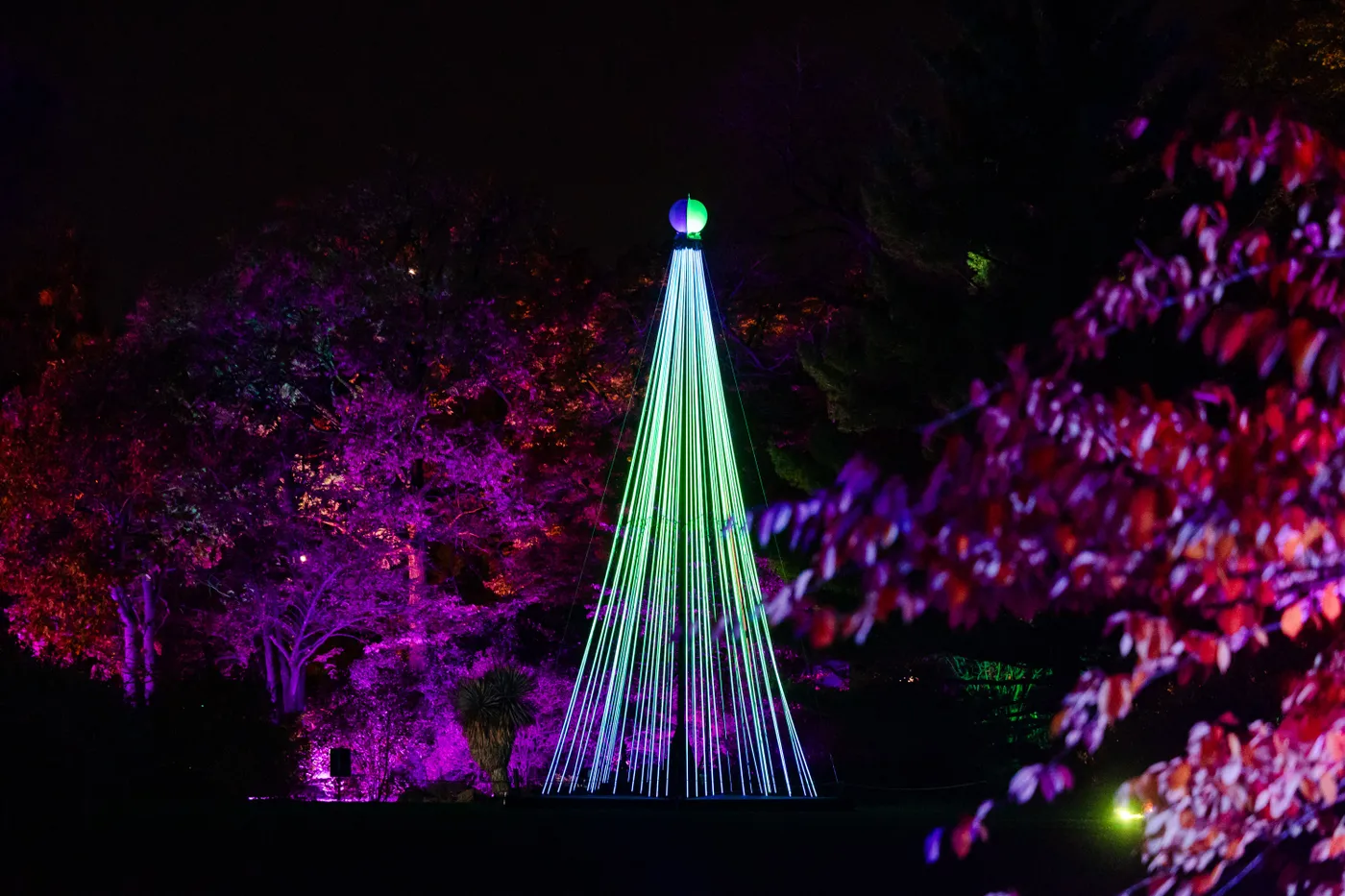 The Artsiest, Craziest, Most Extra Christmas Trees in New York 2023 |  Observer