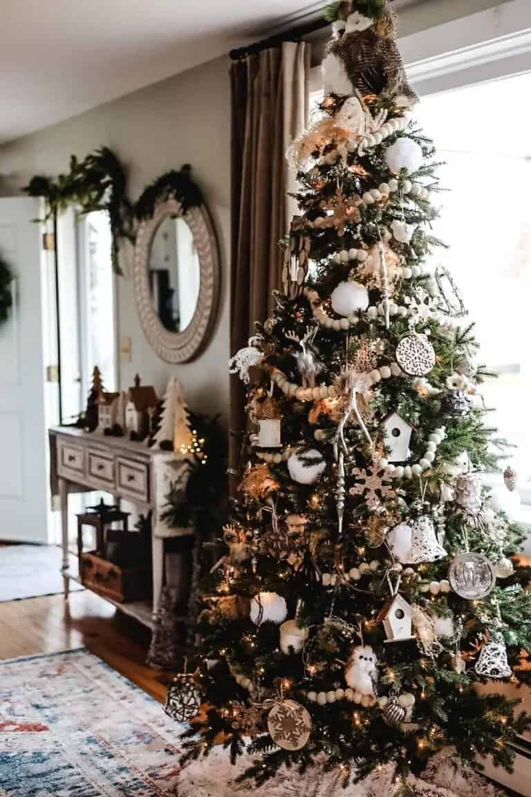 The Best Christmas Tree Ideas and Ornament Trends for 2022 - Amy Sadler  Designs