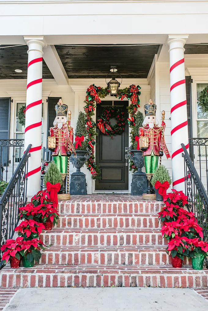 The Robinson Residence: Front Porch Styling For The Holidays With Cornelius