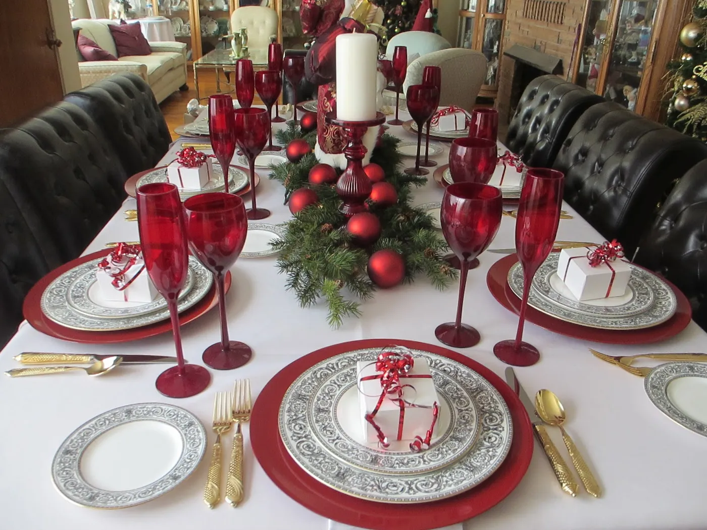The Welcomed Guest: Royal Doulton Baronet Christmas Table