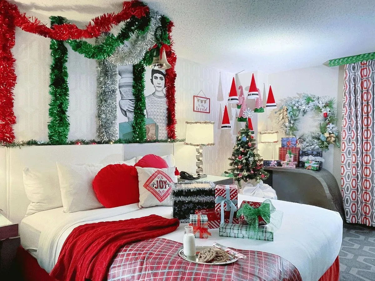 There's A Chief Happiness Officer – And A Holiday-Themed Guest Room – At  Denver's Curtis Hotel