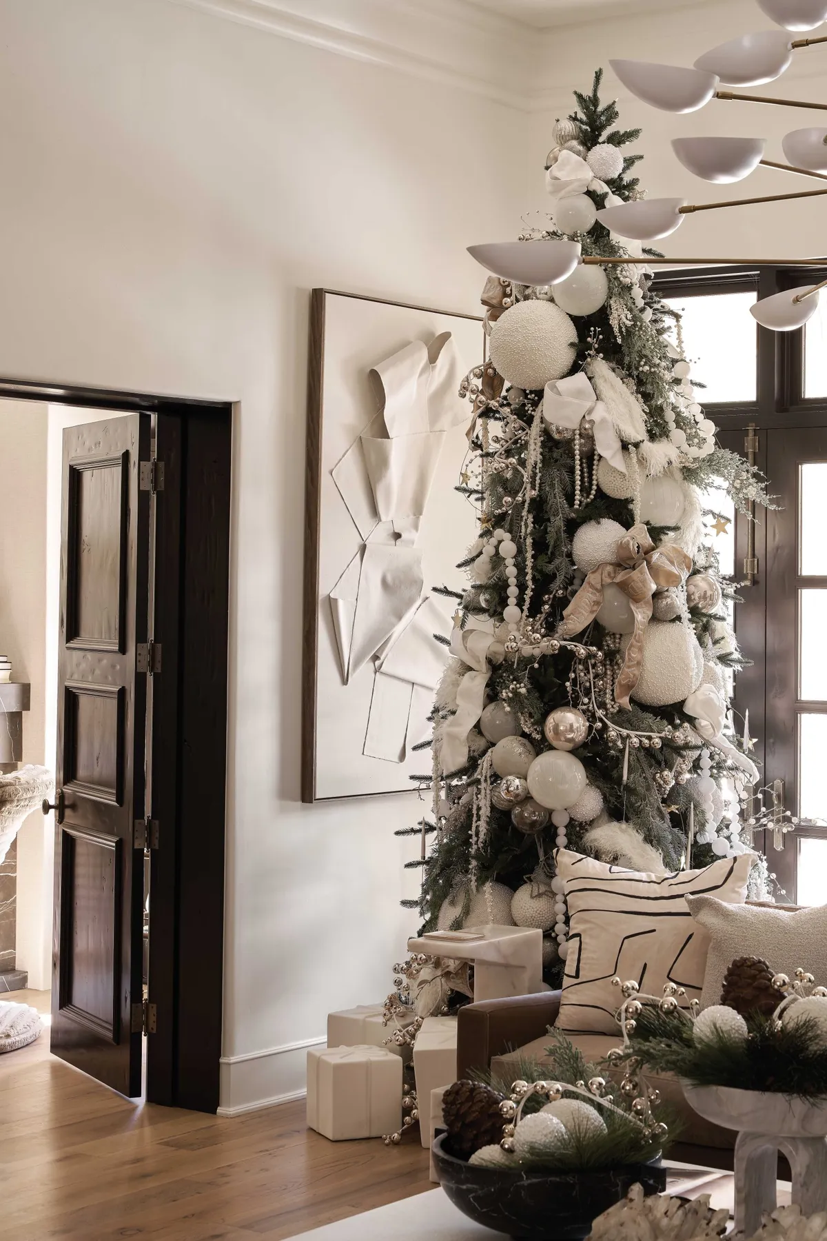 This Scottsdale Home's Christmas Decor is Over-the-Top (In the Best Way…) - Phoenix Home & Garden