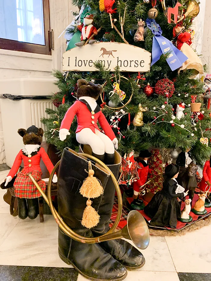 Three Unique Christmas Trees - Remodelando la Casa