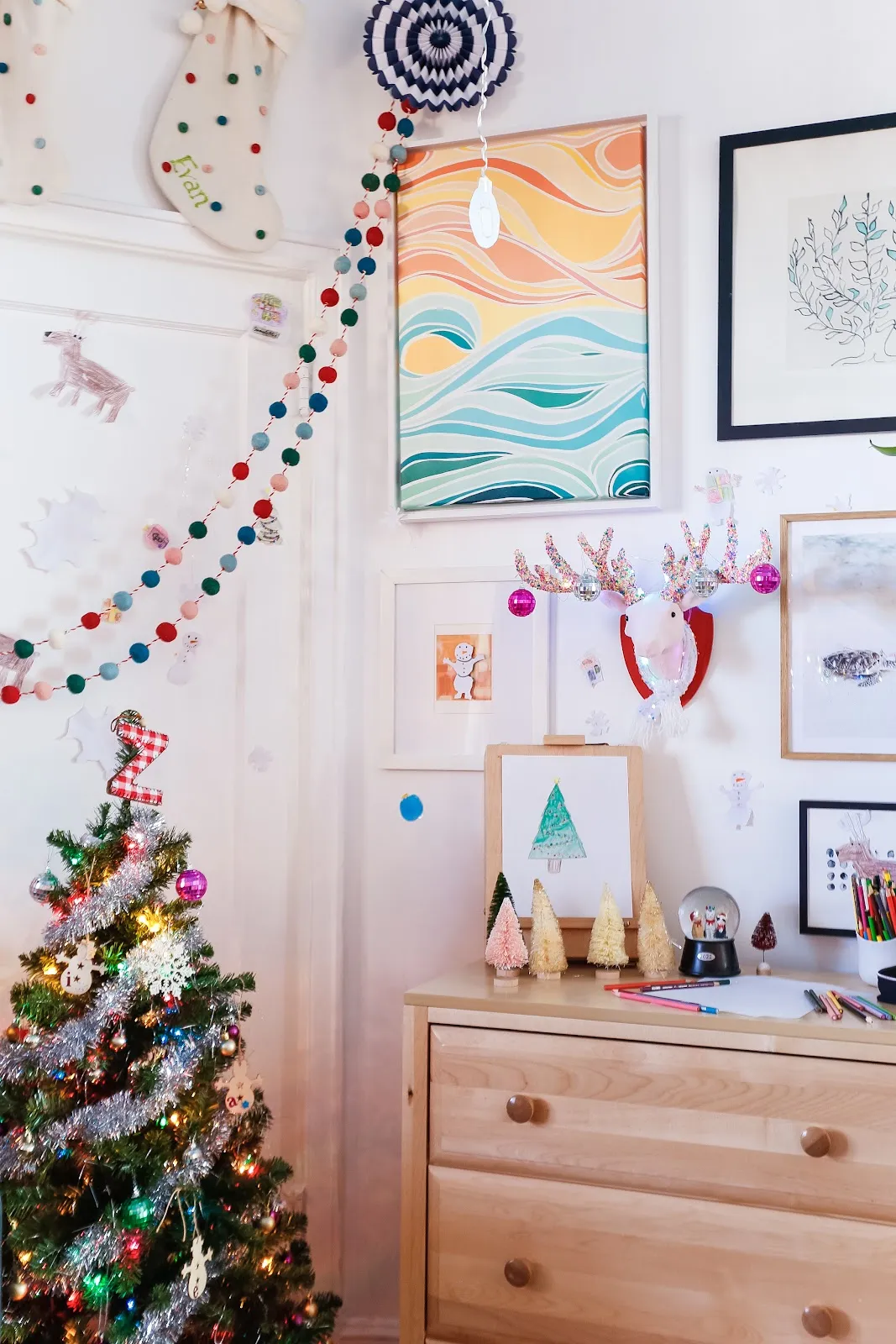Transform Your Kids' Room into a Festive Wonderland: Easy Christmas Decor  Ideas - TfDiaries