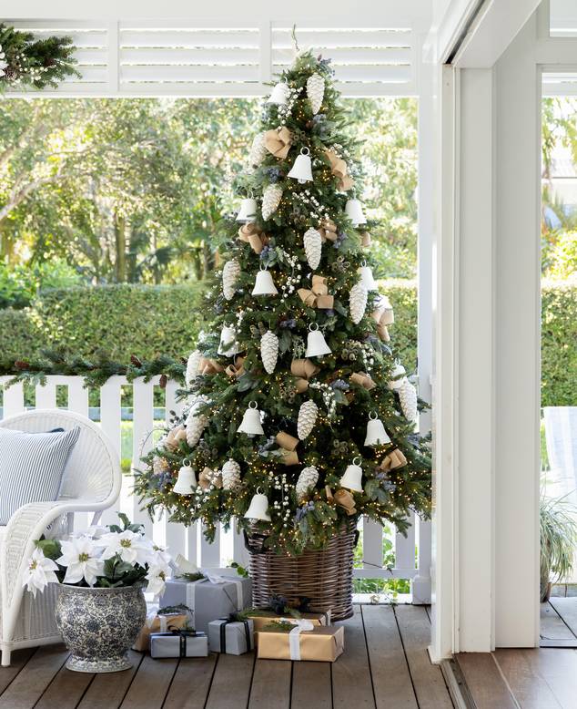 Vermont Green Pre-Lit Christmas Trees (Slim) | Christmas Decor