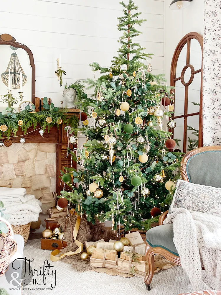 Victorian Christmas Tree