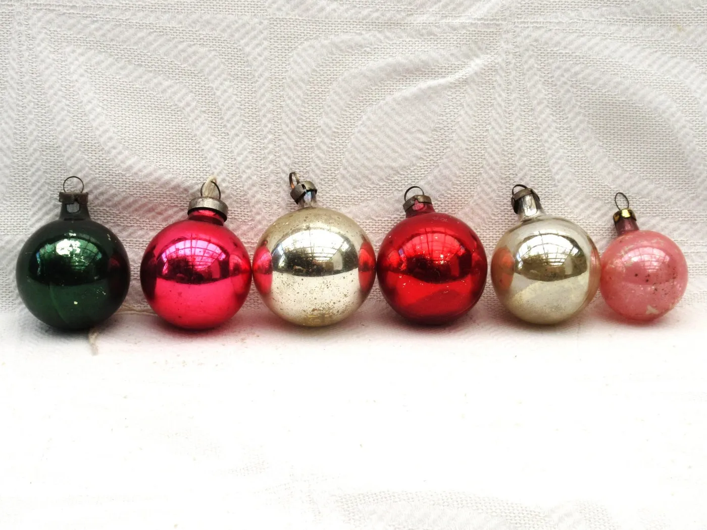 Vintage 80s 90s Christmas Decorations Gold Theme Plastic Mixed Baubles x7