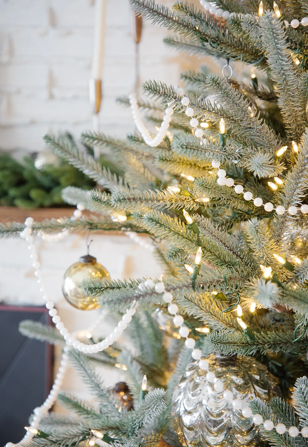 Vintage Inspired Christmas Tree - Making it in the Mountains