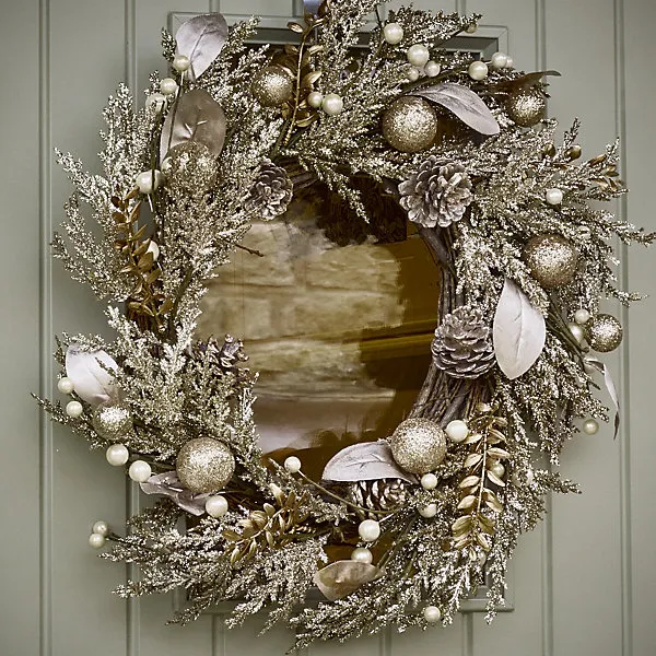 Vintage Style Red Festive Decor Autumn-Winter Wreath Front Door Christmas Wreath 35cm