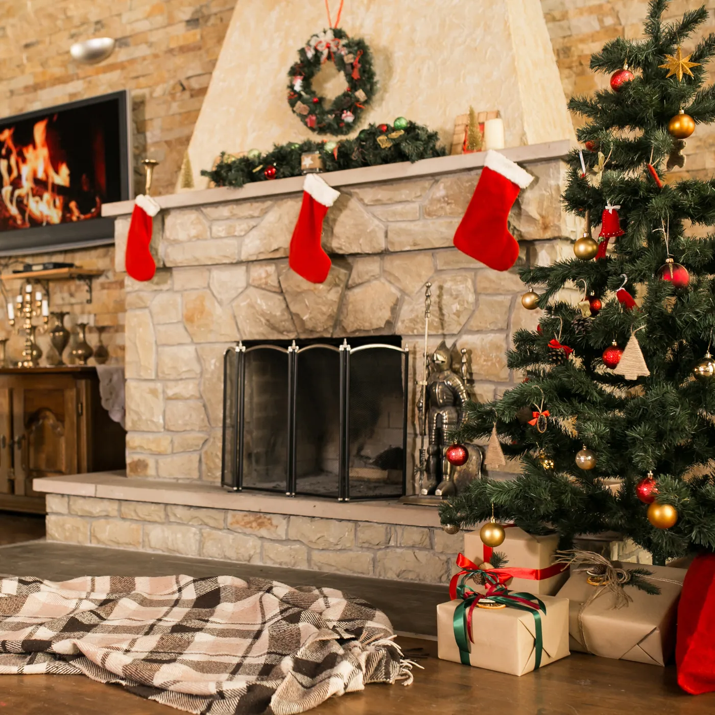 Ways To Safely Decorate Around Your Fireplace For The Holidays!