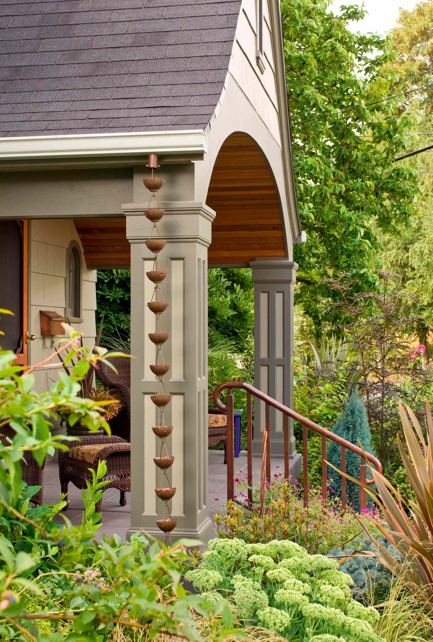 What Is a Rain Chain? A Guide to the Downspout Alternative