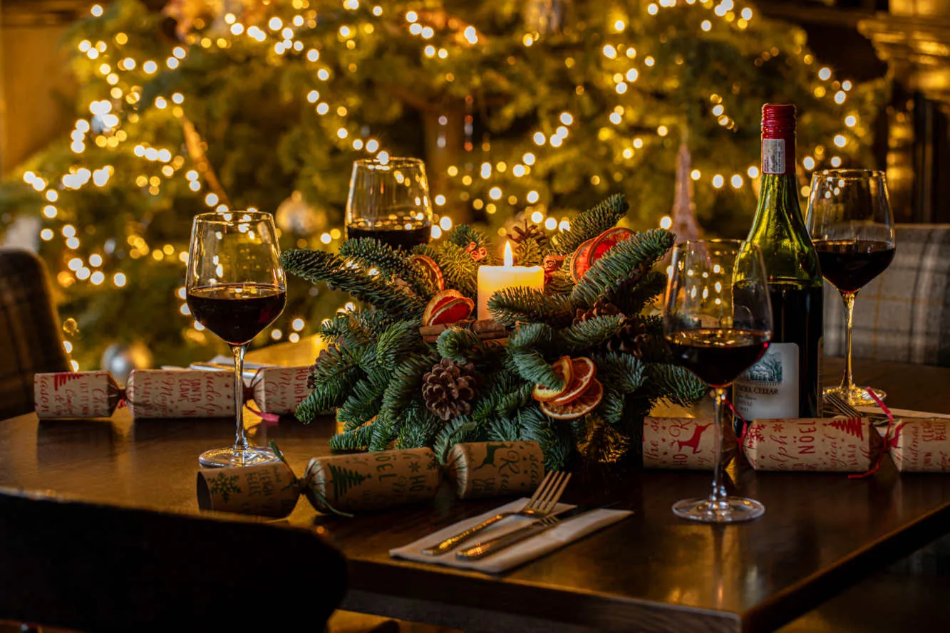 White Horse: Christmas