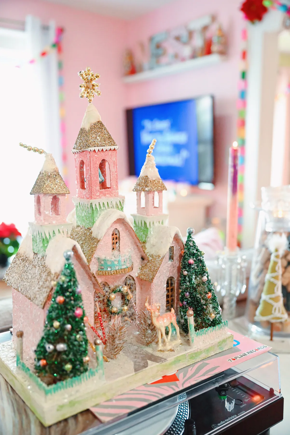 WHOVILLE Holiday Home Tour - With Wonder and Whimsy
