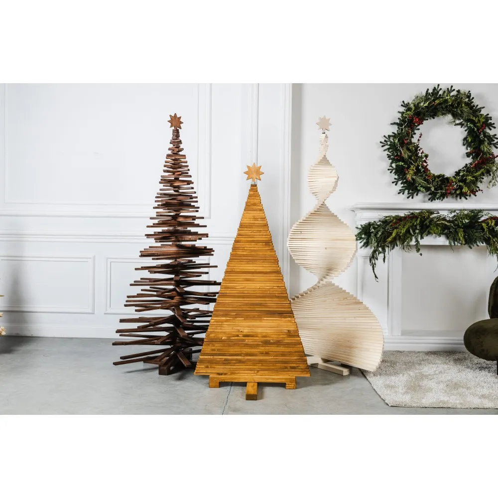 Wooden Christmas Tree | TheCreatorsFair