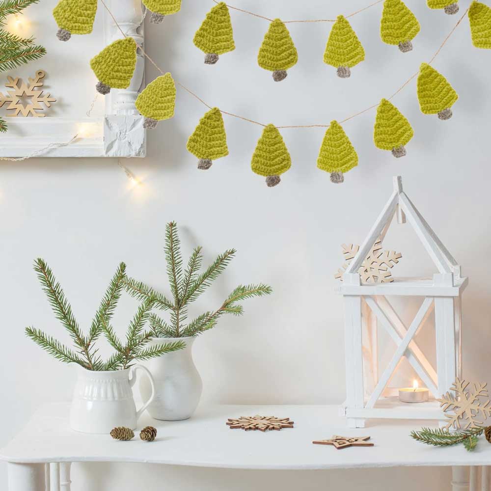 Wool Christmas Tree Crochet Garland for Holiday Decoration